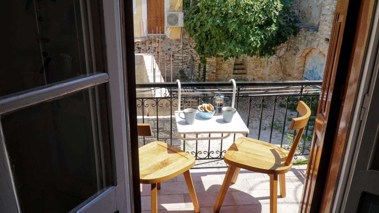 Cozy Apartments In Symi Center Buitenkant foto
